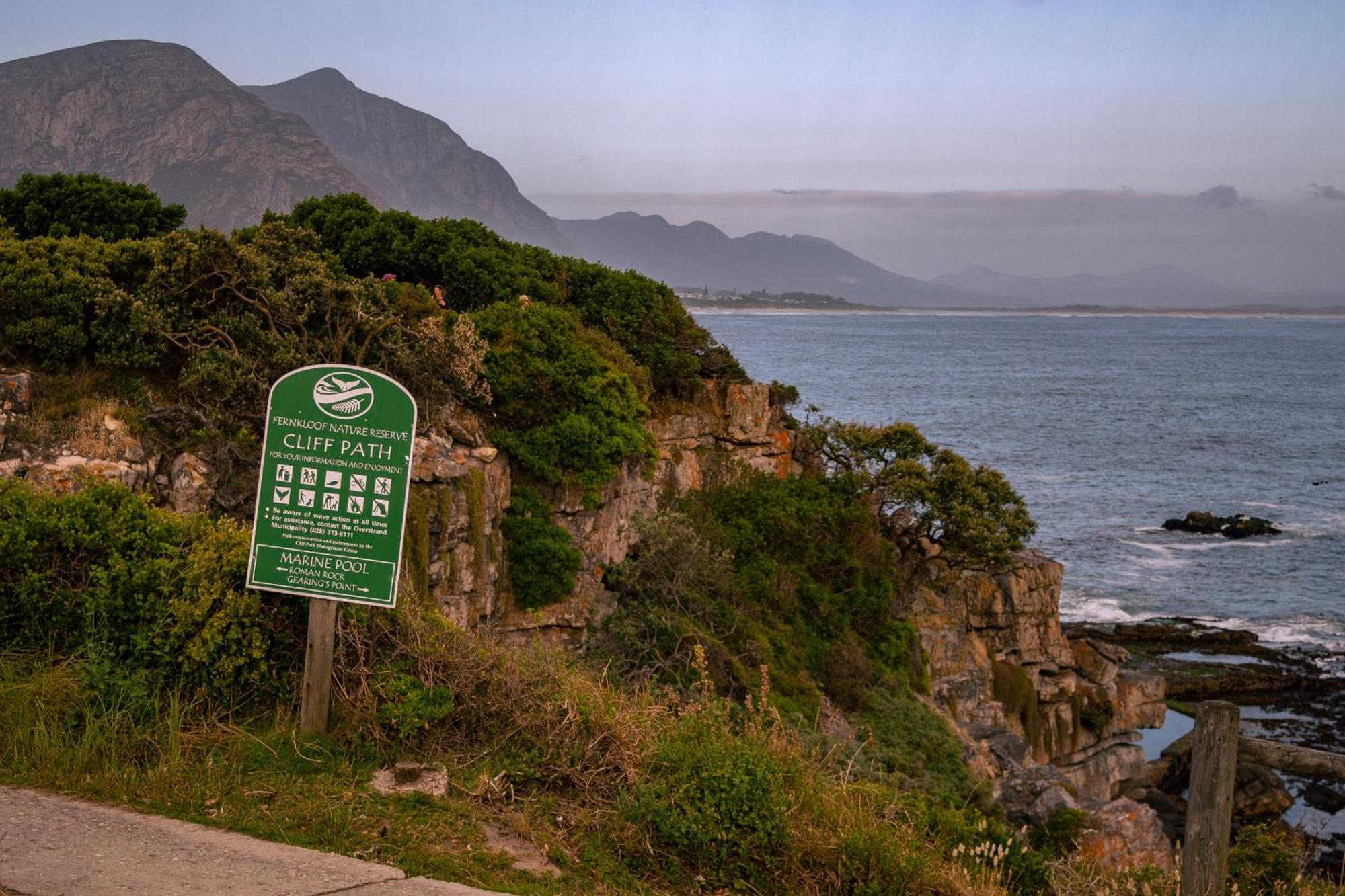 Goozi Garden Cottage Hermanus Exterior photo